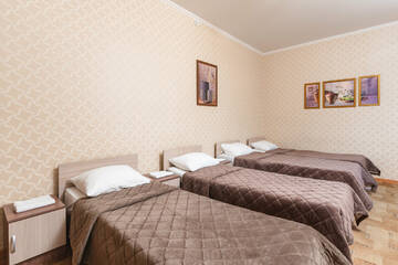 Пятиместный в Гостинице Уютная